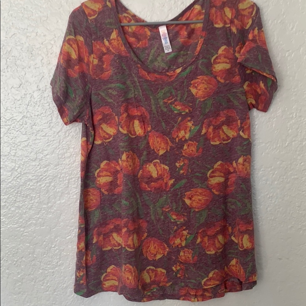 LuLaRoe Classic T